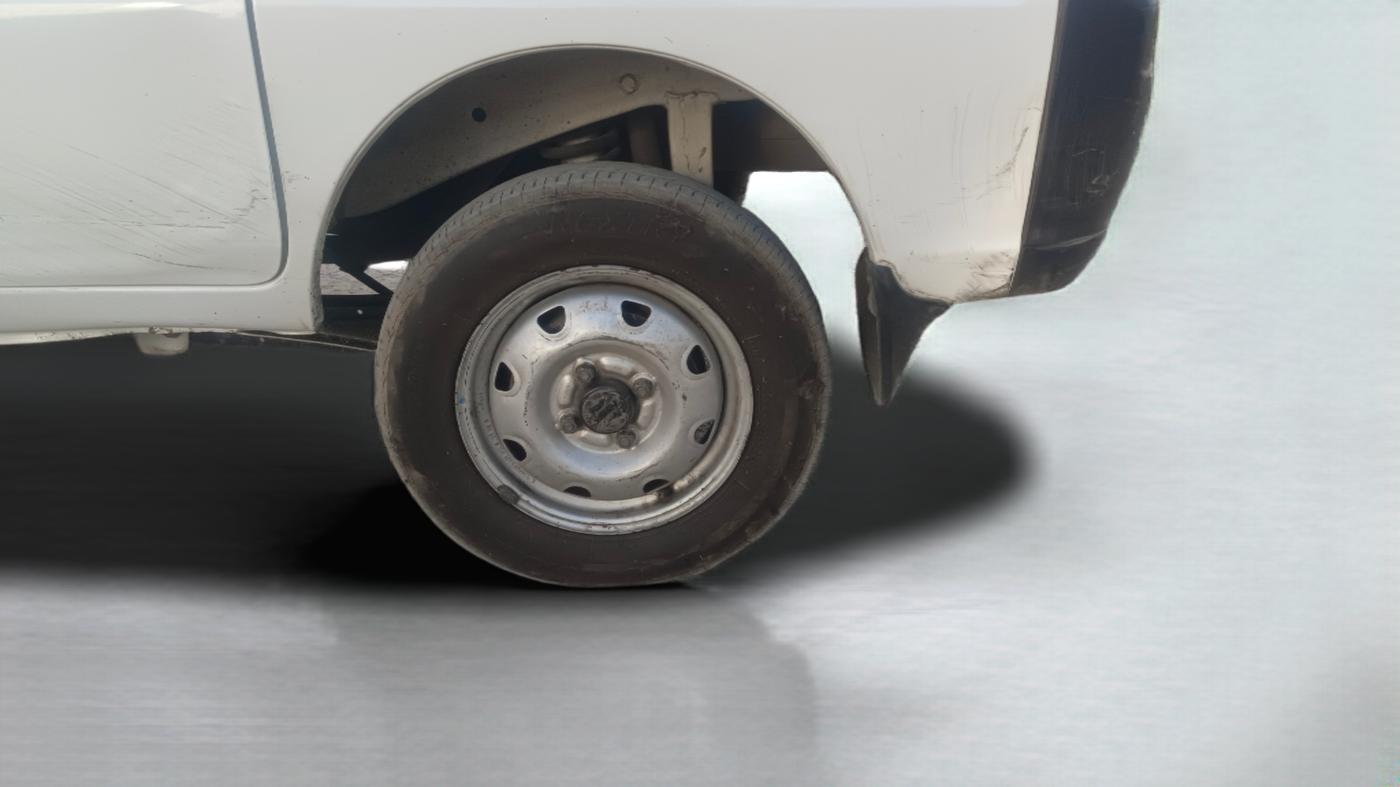 2019 Maruti Eeco 7 STR, Petrol, Manual, 65,327 km, Left Rear Wheel