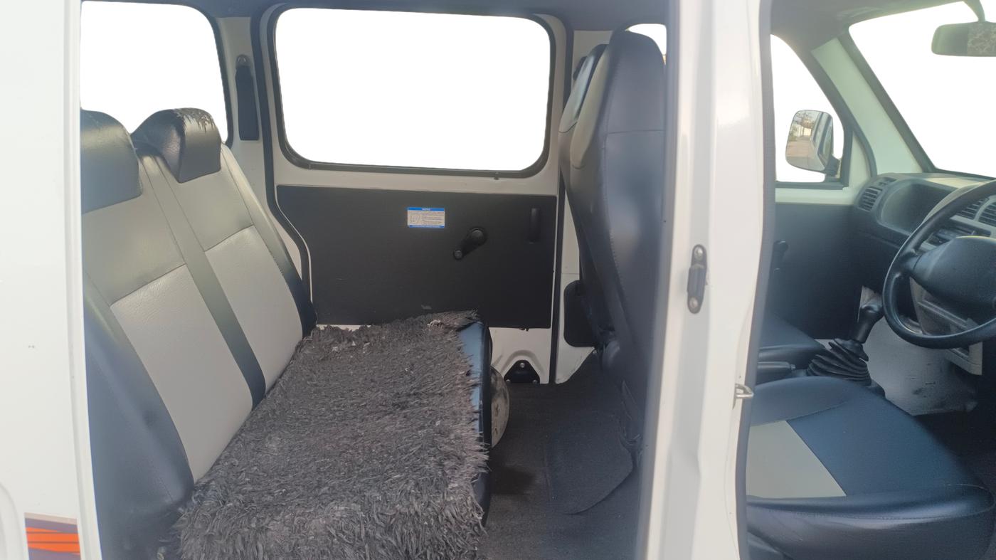 2019 Maruti Eeco 7 STR, Petrol, Manual, 65,327 km, Right Side Rear Door Cabin
