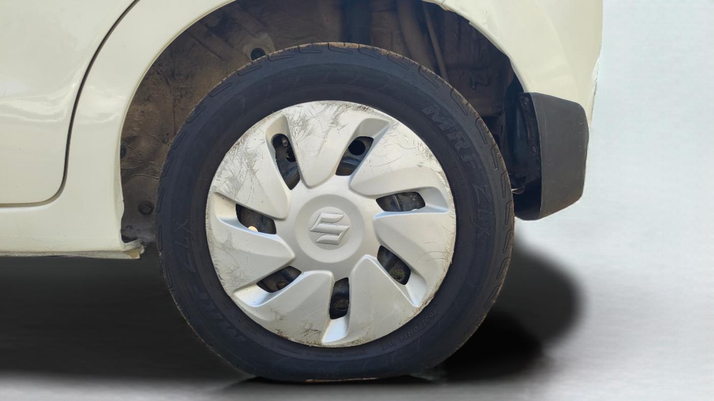 2015 Maruti Celerio VXI, Petrol, Manual, 67,837 km, Left Rear Wheel