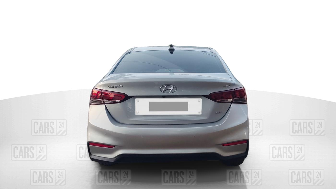 2017 Hyundai Verna 1.6 SX (O) CRDI MT, Diesel, Manual, 1,27,572 km, Back/Rear