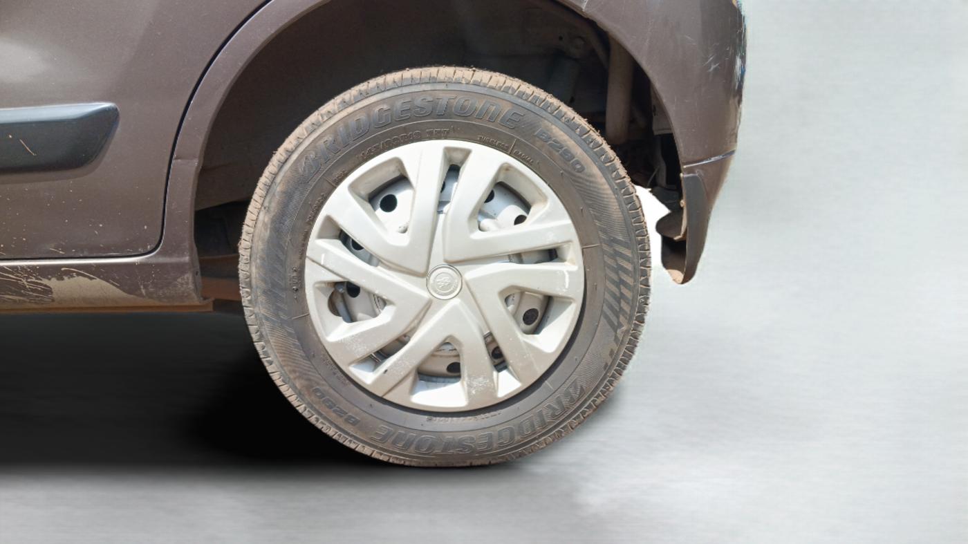 2014 Maruti Wagon R 1.0 LXI CNG, CNG, Manual, 59,258 km, Left Rear Wheel