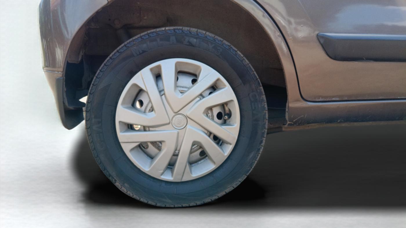 2014 Maruti Wagon R 1.0 LXI CNG, CNG, Manual, 59,258 km, Right Rear Wheel