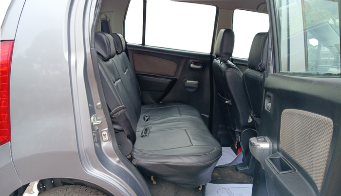 2013 Maruti Wagon R 1.0 LXI CNG, CNG, Manual, 99,200 km, Right Side Rear Door Cabin