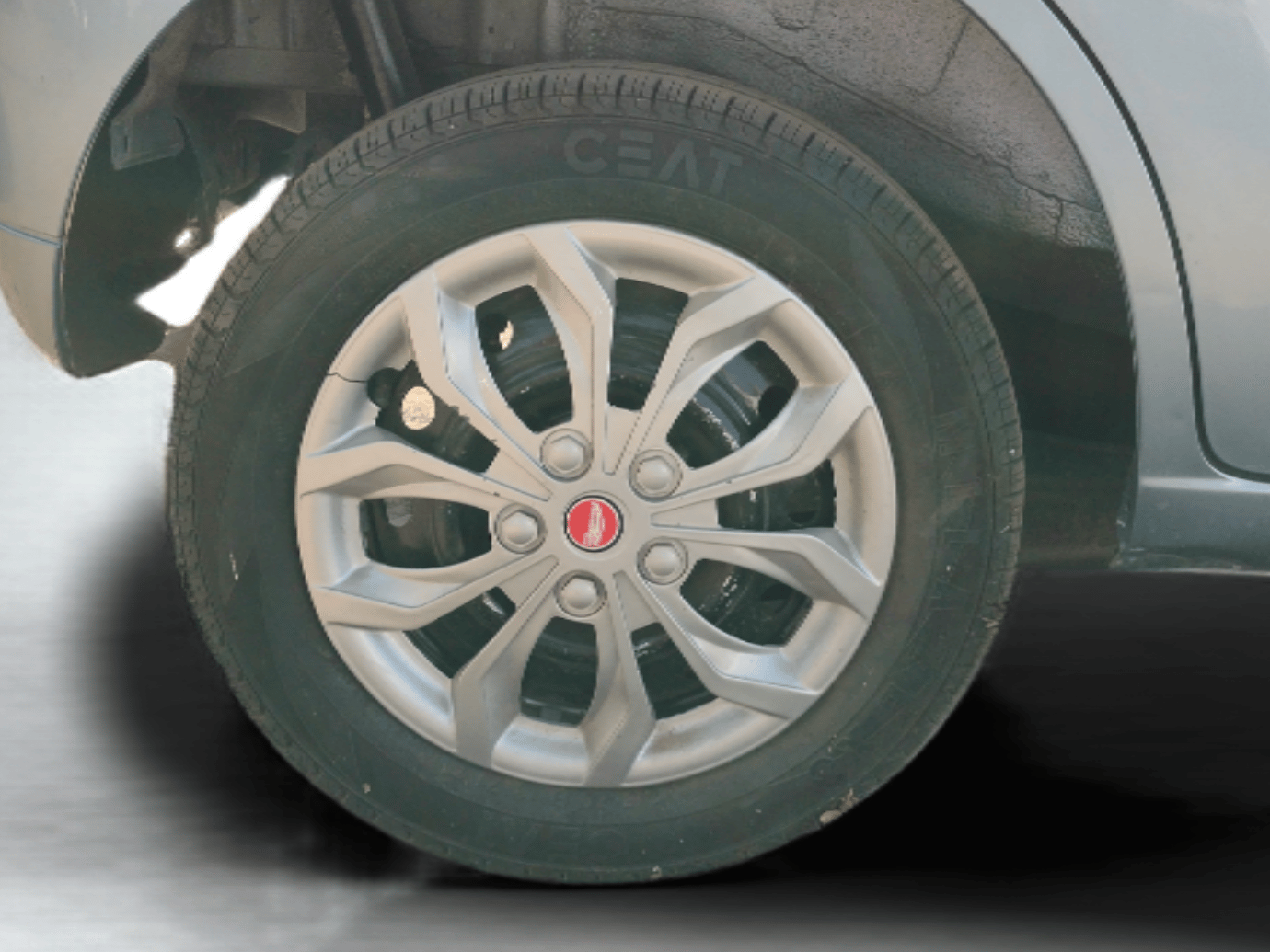 2014 Maruti Wagon R 1.0 LXI, Petrol, Manual, 62,359 km, Right Rear Wheel