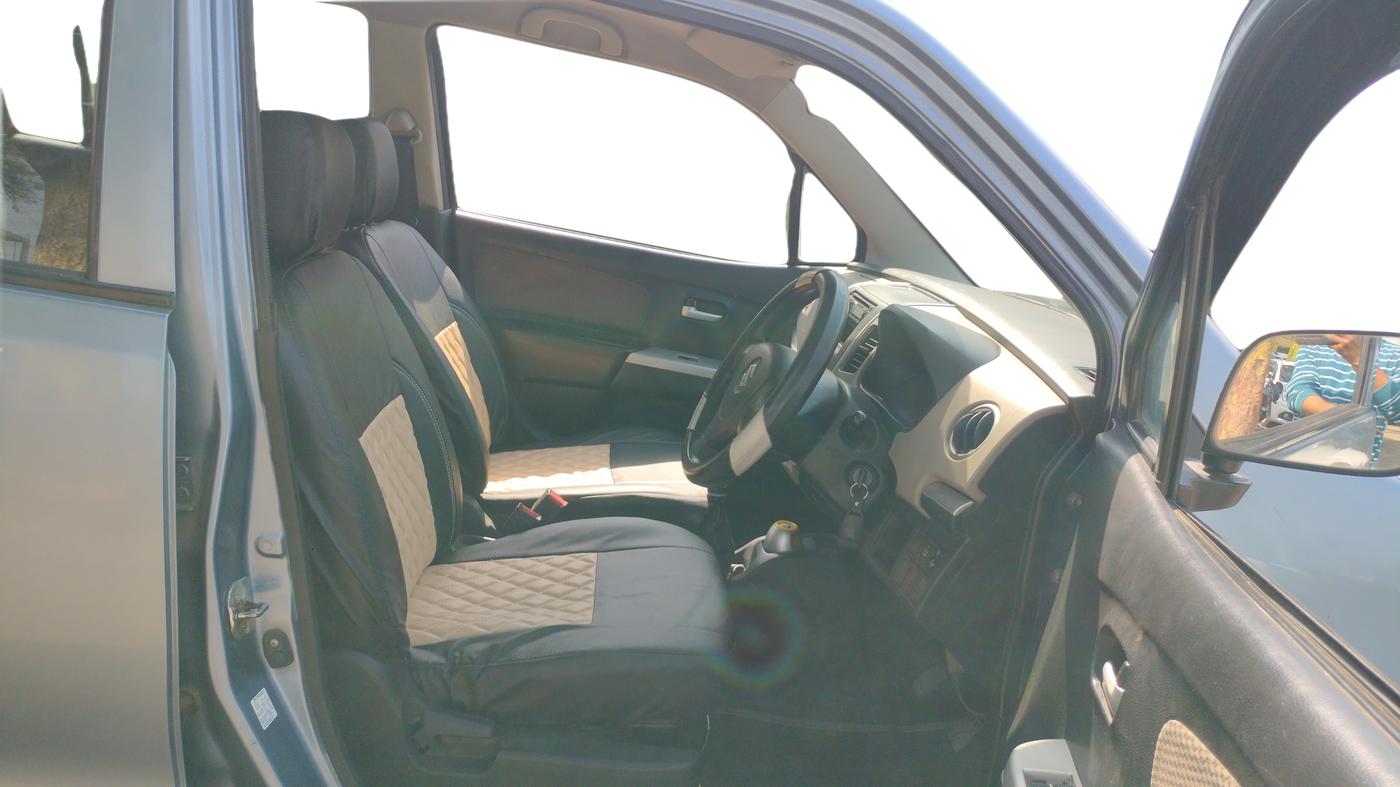 2014 Maruti Wagon R 1.0 LXI, Petrol, Manual, 62,359 km, Right Side Front Door Cabin