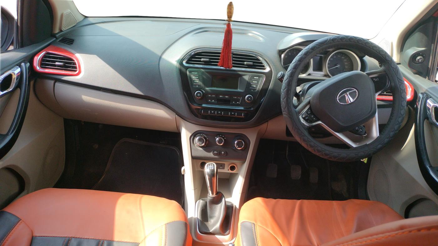 2016 Tata Tiago XZ PETROL, Petrol, Manual, 62,961 km, Dashboard