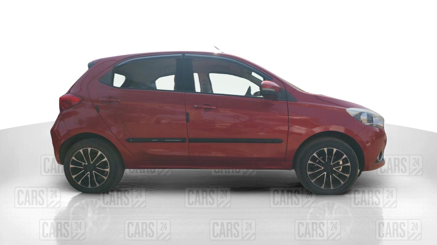 2016 Tata Tiago XZ PETROL, Petrol, Manual, 62,961 km, Right Side View