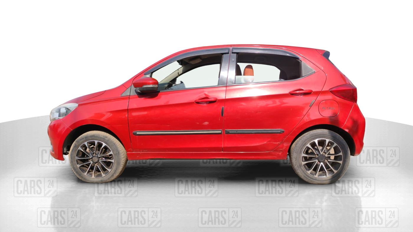 2016 Tata Tiago XZ PETROL, Petrol, Manual, 62,961 km, Left Side