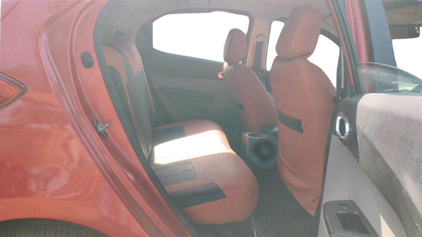 2016 Tata Tiago XZ PETROL, Petrol, Manual, 62,961 km, Right Side Rear Door Cabin