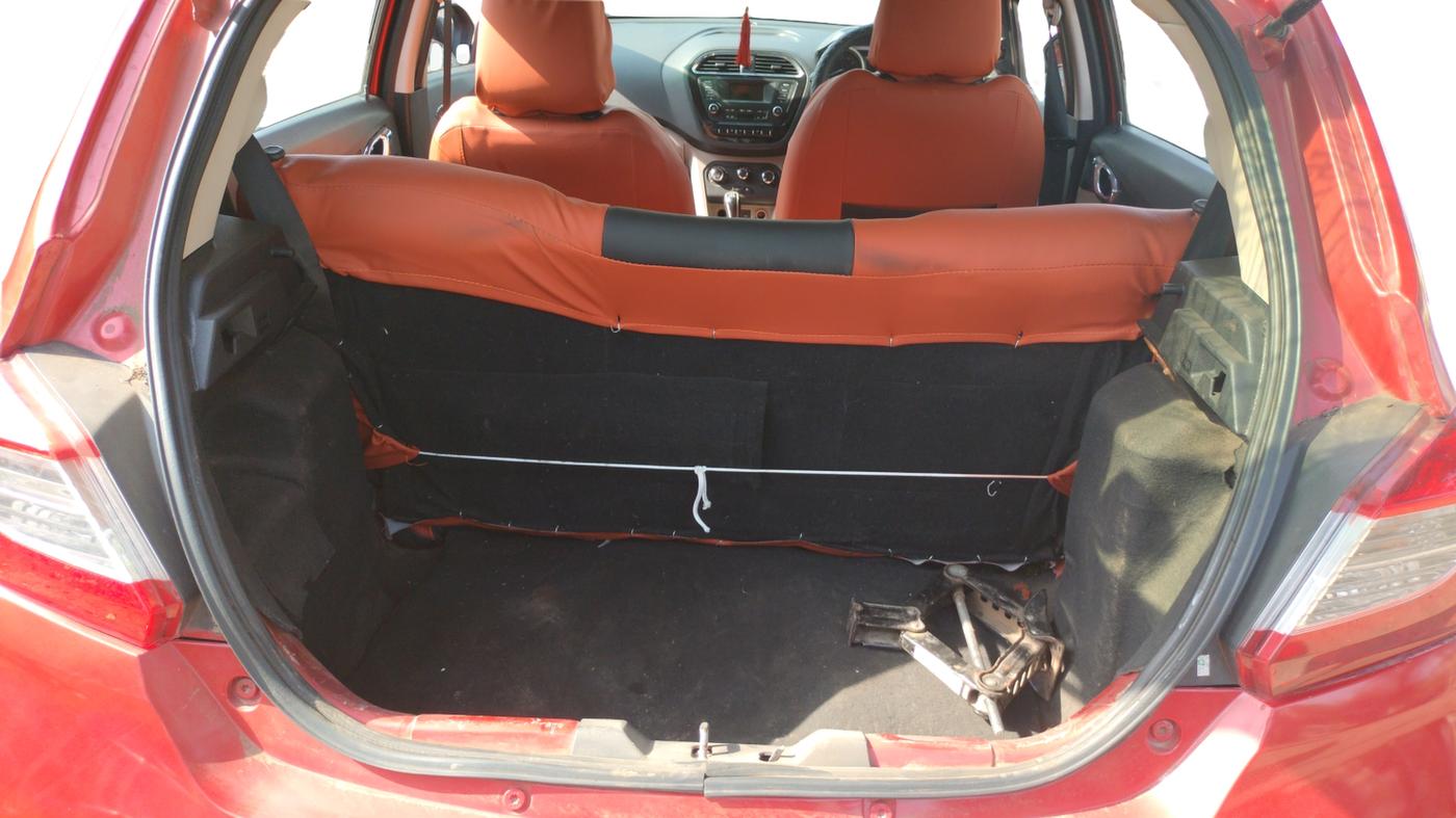 2016 Tata Tiago XZ PETROL, Petrol, Manual, 62,961 km, Boot Inside