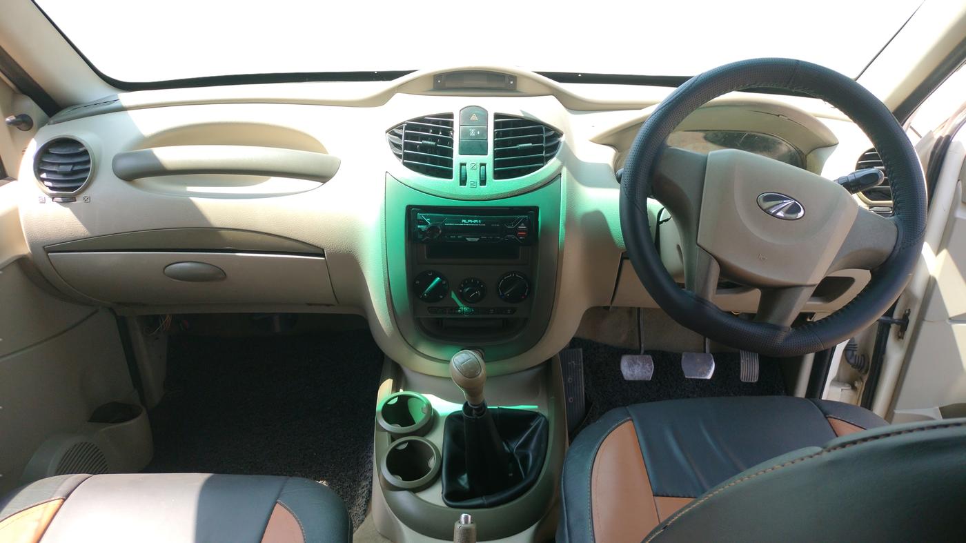 2015 Mahindra Quanto C4, Diesel, Manual, 57,540 km, Dashboard