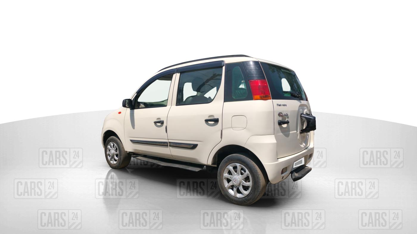 2015 Mahindra Quanto C4, Diesel, Manual, 57,540 km, Left Back Diagonal