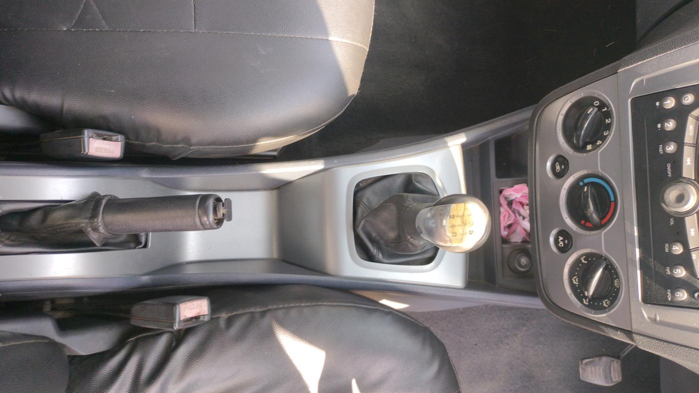 2011 Ford Fiesta EXI 1.6 PETROL, Petrol, Manual, 42,537 km, Gear Lever