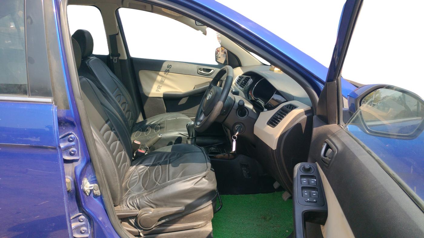2014 Tata Zest XT PETROL, Petrol, Manual, 21,713 km, Right Side Front Door Cabin