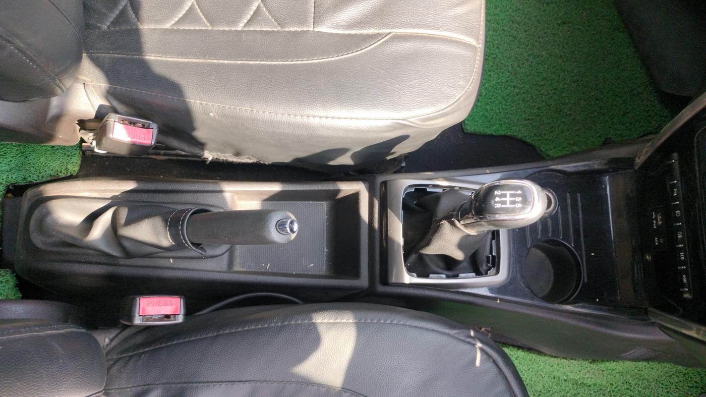 2014 Tata Zest XT PETROL, Petrol, Manual, 21,713 km, Gear Lever