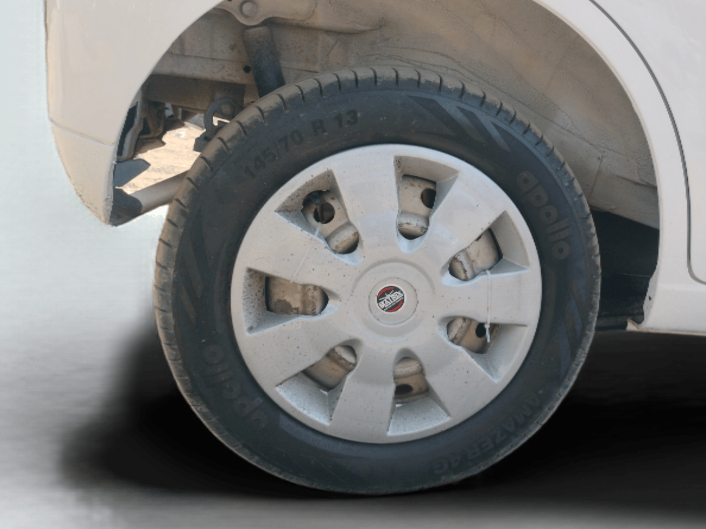 2010 Maruti Wagon R 1.0 LXI, Petrol, Manual, 62,800 km, Right Rear Wheel