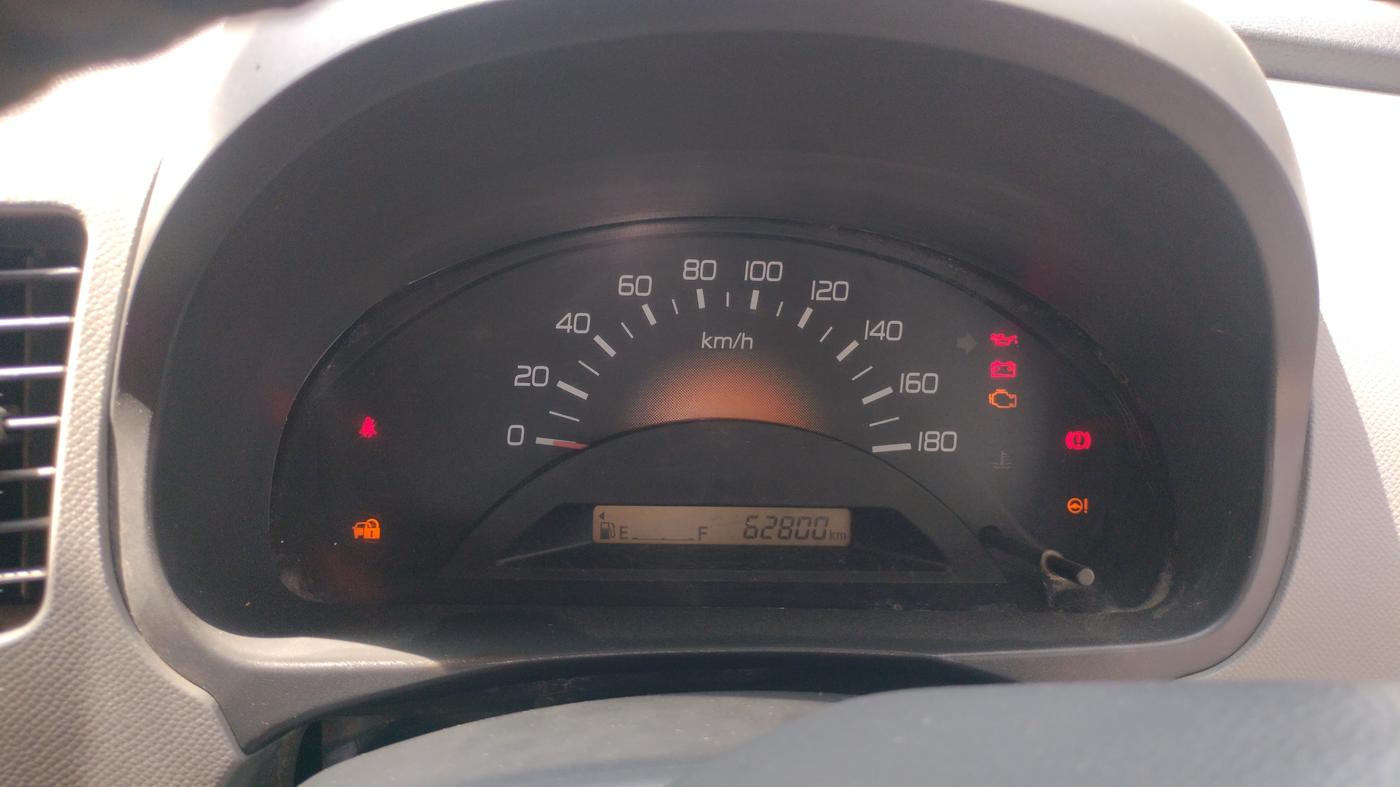 2010 Maruti Wagon R 1.0 LXI, Petrol, Manual, 62,800 km, Odometer Image