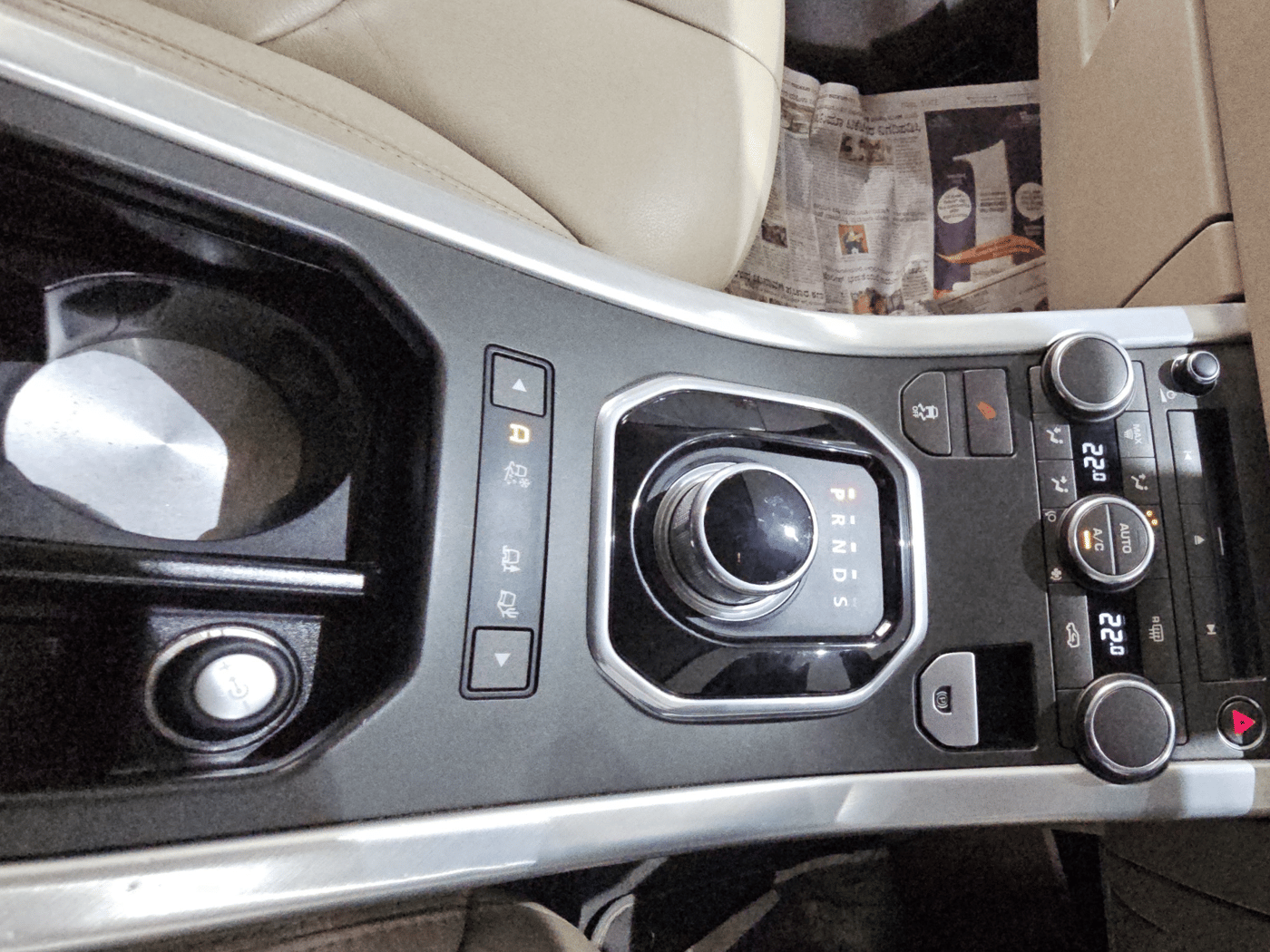 2015 Landrover Range Rover Evoque PURE SD4, Diesel, Automatic, 78,000 km, Gear Lever