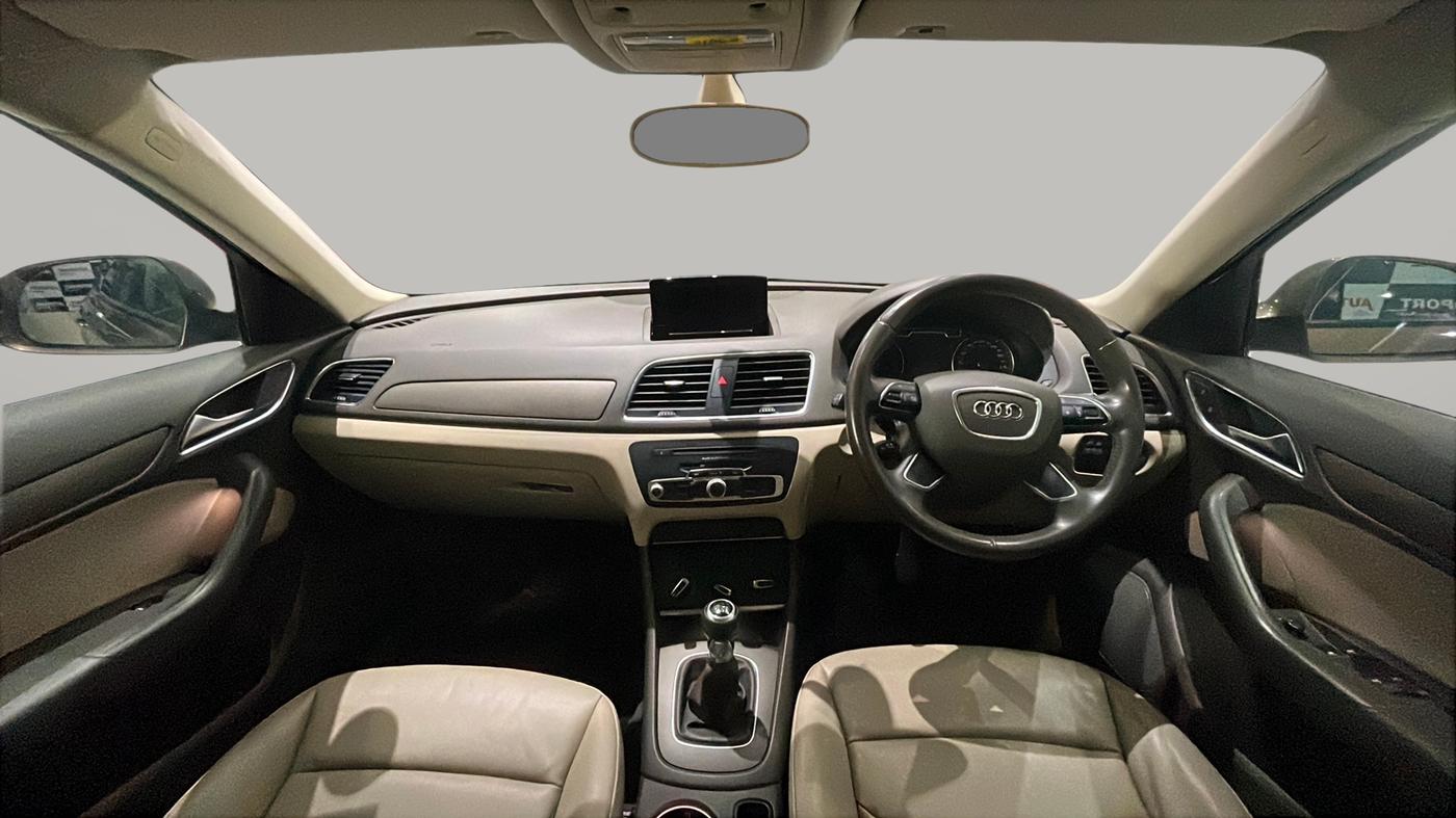 2014 Audi Q3 2.0 TDI QUATTRO, Diesel, Automatic, 43,267 km, Dashboard