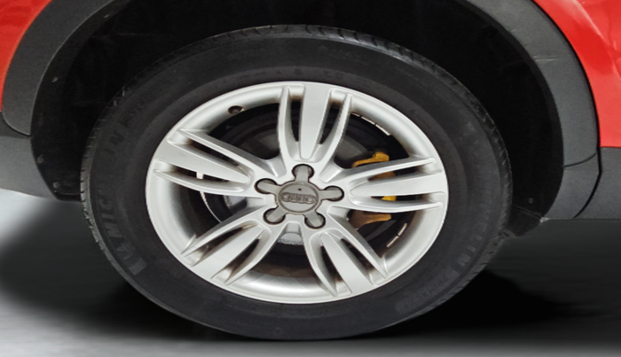 2015 Audi Q3 35TDI PREMIUM PLUS, Diesel, Automatic, 71,000 km, Right Rear Wheel