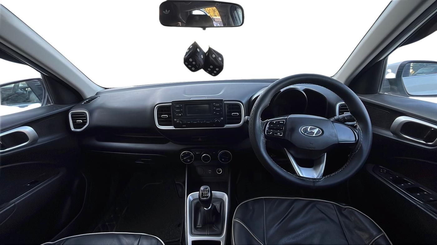 2019 Hyundai VENUE S 1.4 CRDI, Diesel, Manual, 48,420 km, Dashboard