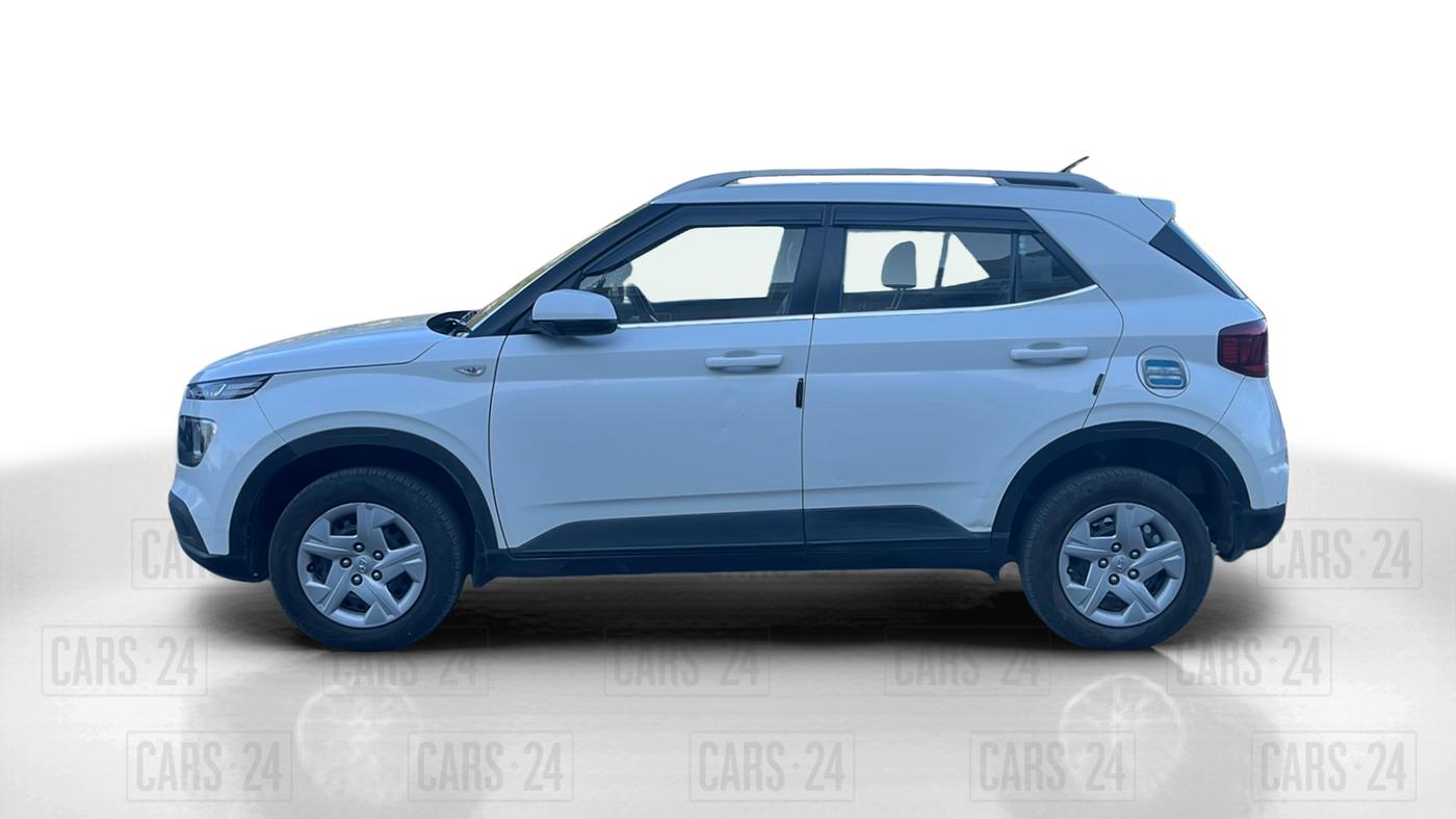 2019 Hyundai VENUE S 1.4 CRDI, Diesel, Manual, 48,420 km, Left Side