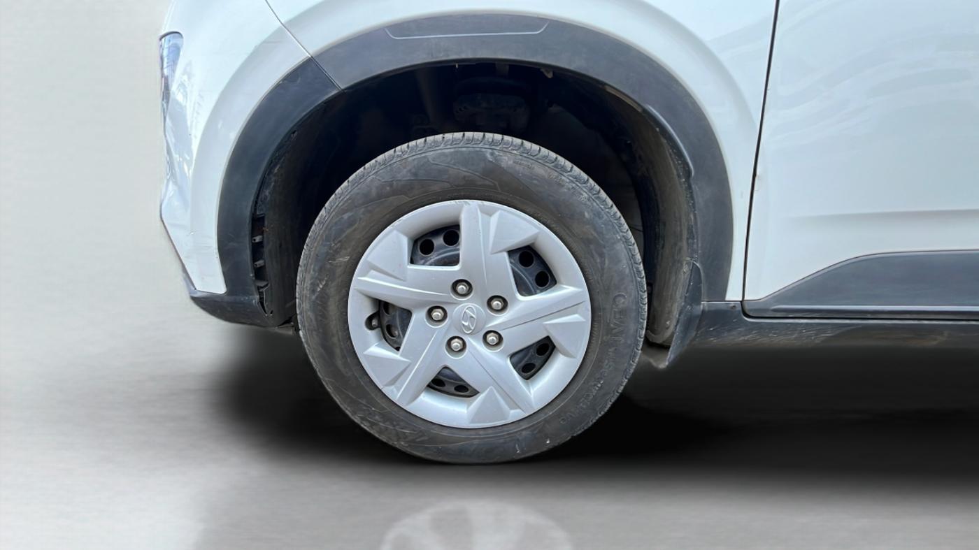 2019 Hyundai VENUE S 1.4 CRDI, Diesel, Manual, 48,420 km, Left Front Wheel