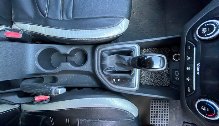 2015 Hyundai Creta SX PLUS AT 1.6 DIESEL, Diesel, Automatic, 79,420 km, Gear Lever