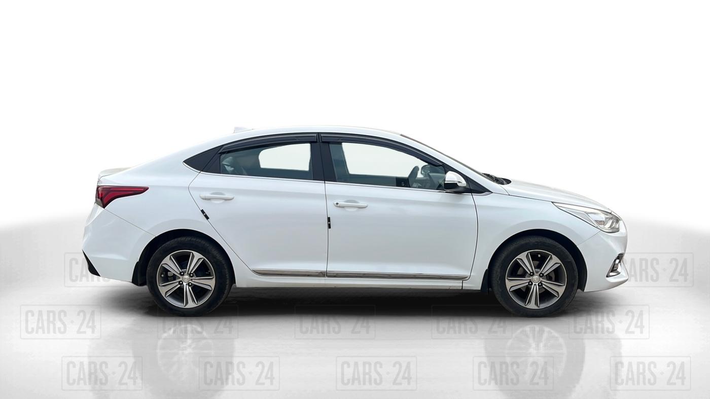 2018 Hyundai Verna 1.6 CRDI SX, Diesel, Manual, 69,347 km, Right Side View