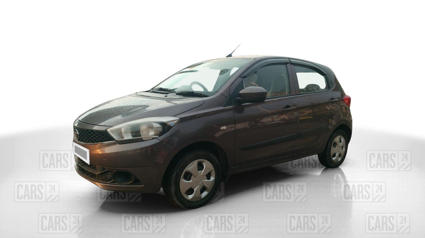2017 Tata Tiago XT PETROL, Petrol, Manual, 65,439 km, Left Front Diagonal