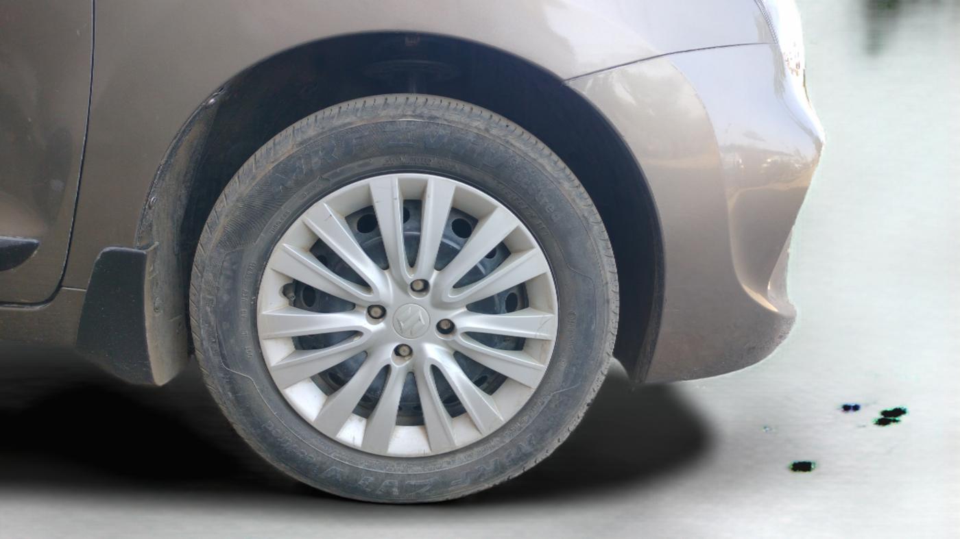 2021 Maruti Baleno DELTA PETROL 1.2, Petrol, Manual, 48,311 km, Right Front Wheel