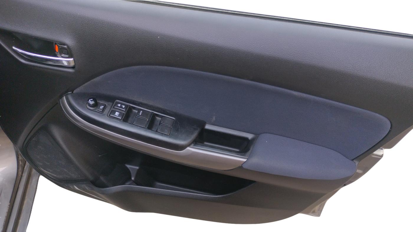 2021 Maruti Baleno DELTA PETROL 1.2, Petrol, Manual, 48,311 km, Driver Side Door Panel Controls