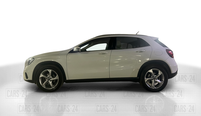 2017 Mercedes Benz GLA Class 200 D Sports, Diesel, Automatic, 45,000 km, Left Side