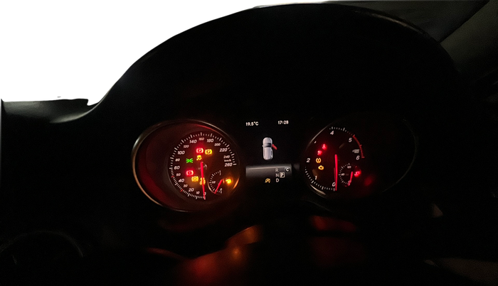 2017 Mercedes Benz GLA Class 200 D Sports, Diesel, Automatic, 45,000 km, Odometer Image