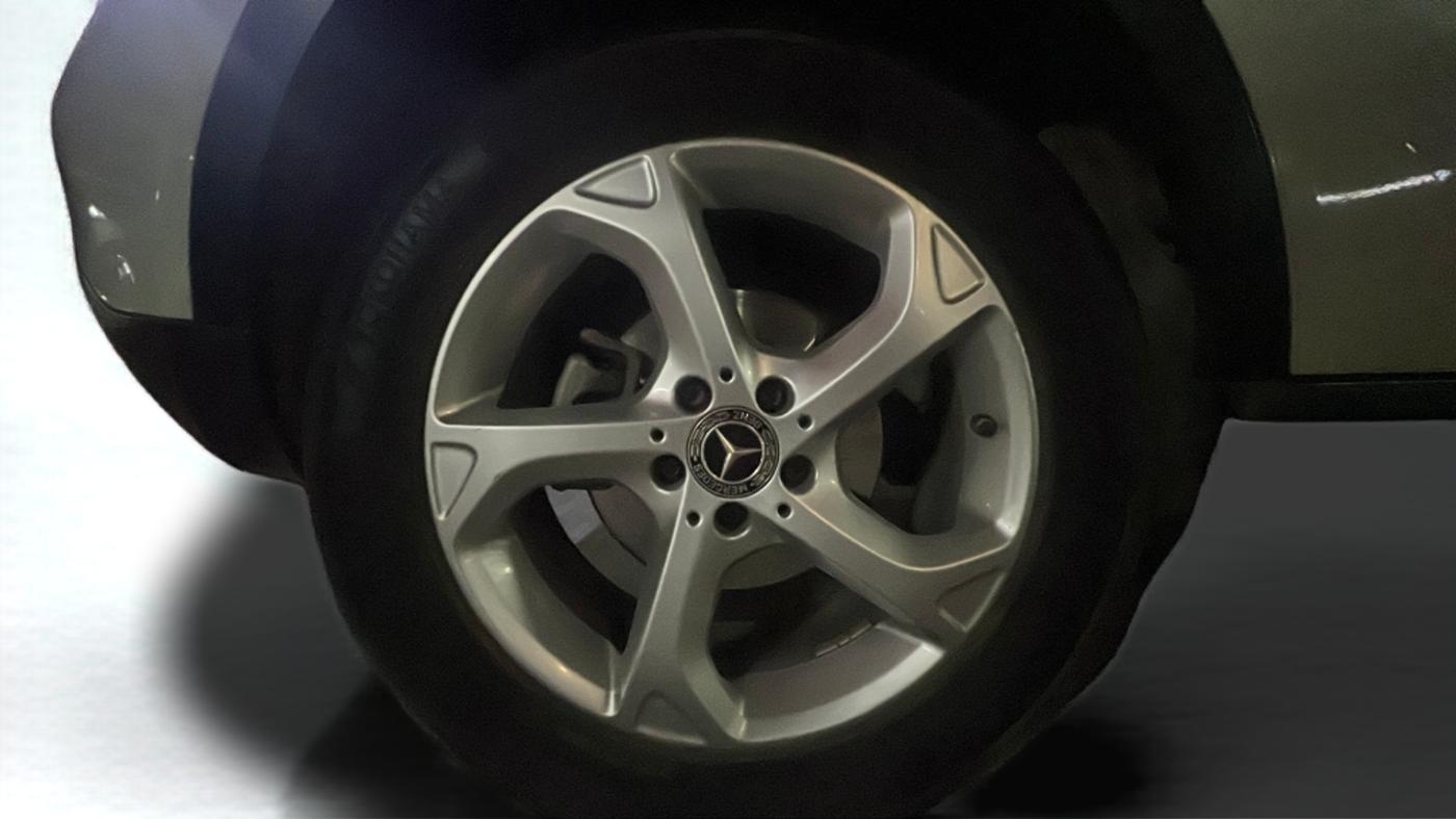 2017 Mercedes Benz GLA Class 200 D Sports, Diesel, Automatic, 45,000 km, Right Rear Wheel