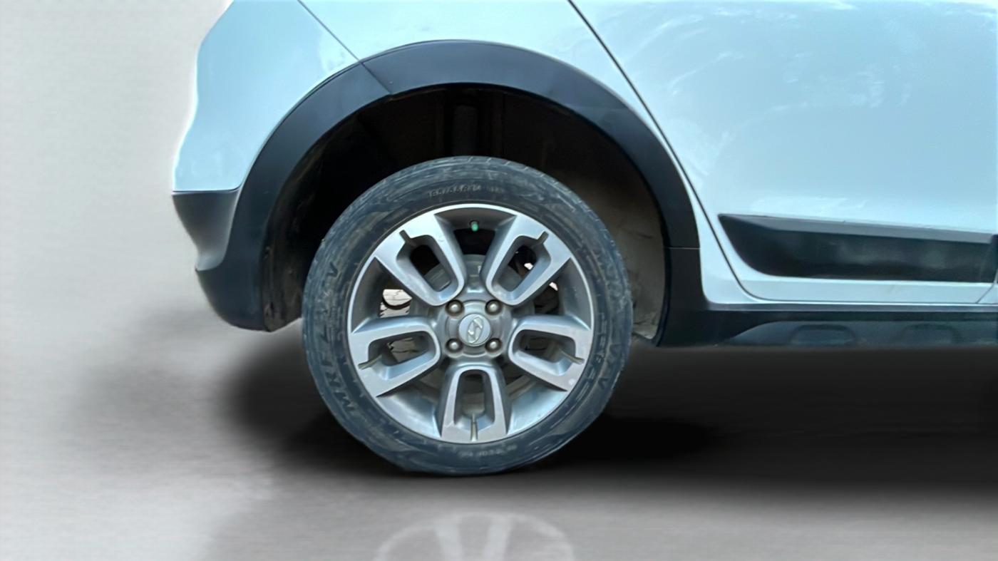 2017 Hyundai i20 Active 1.2 S, Petrol, Manual, 61,001 km, Right Rear Wheel