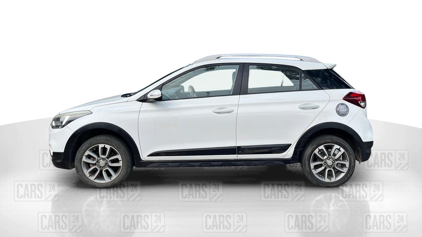2017 Hyundai i20 Active 1.2 S, Petrol, Manual, 61,001 km, Left Side