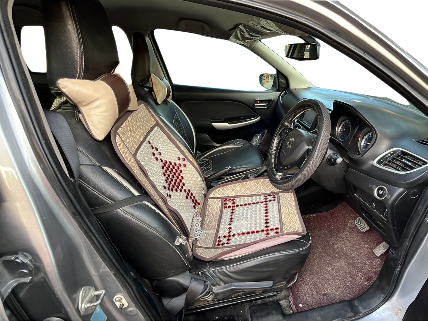 2016 Maruti Baleno ZETA CVT PETROL 1.2, Petrol, Automatic, 33,344 km, Right Side Front Door Cabin