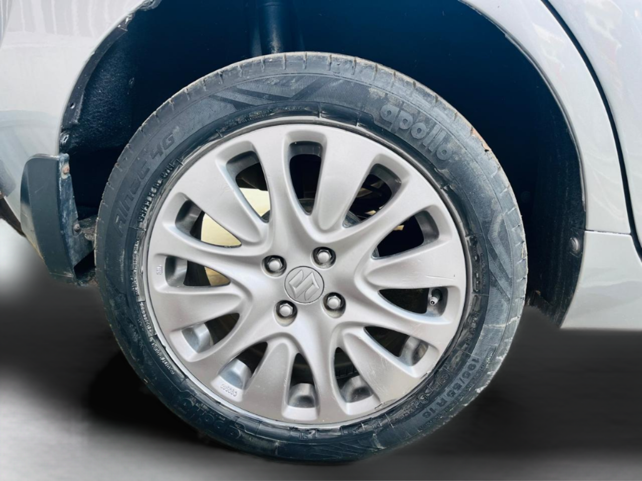 2016 Maruti Baleno ZETA CVT PETROL 1.2, Petrol, Automatic, 33,344 km, Right Rear Wheel
