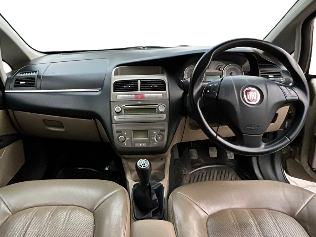 2011 Fiat Linea T JET PLUS, Petrol, Manual, 52,000 km, Dashboard