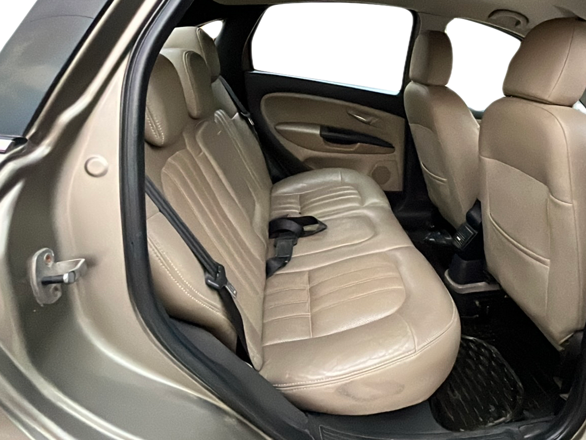 2011 Fiat Linea T JET PLUS, Petrol, Manual, 52,000 km, Right Side Rear Door Cabin