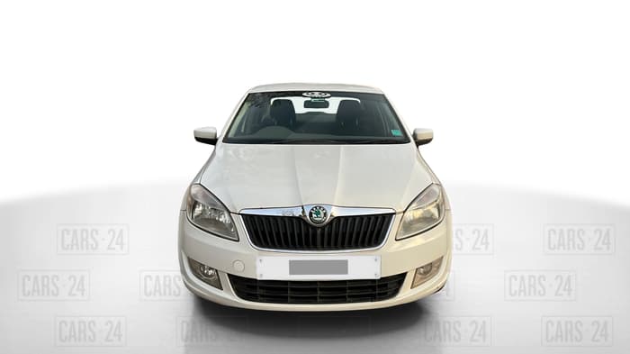 2011 Skoda Rapid 1.6 MPI ACTIVE, Petrol, Manual, 52,000 km, Front