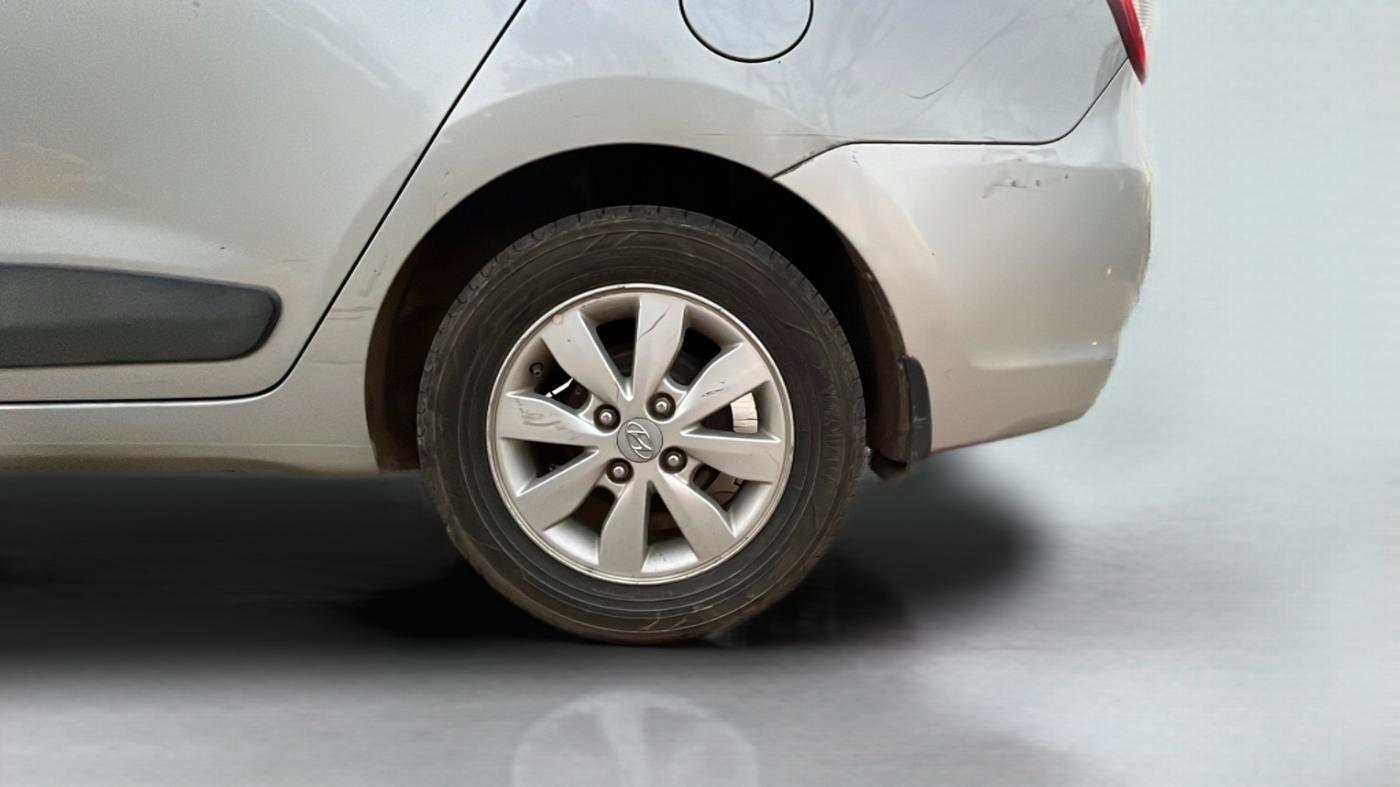 2014 Hyundai Xcent S (O) 1.2, Petrol, Manual, 62,000 km, Left Rear Wheel