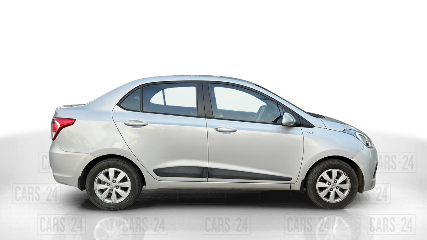 2014 Hyundai Xcent S (O) 1.2, Petrol, Manual, 62,000 km, Right Side View