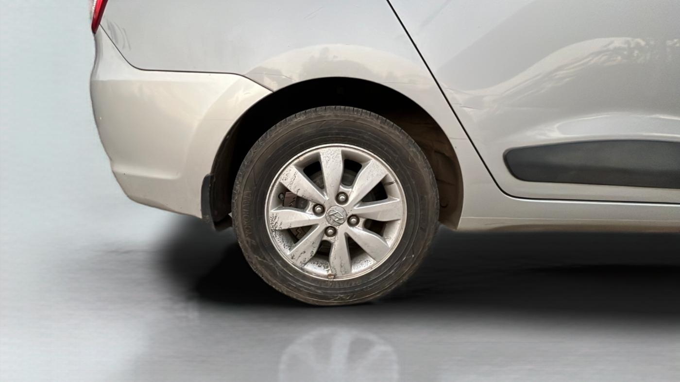 2014 Hyundai Xcent S (O) 1.2, Petrol, Manual, 62,000 km, Right Rear Wheel