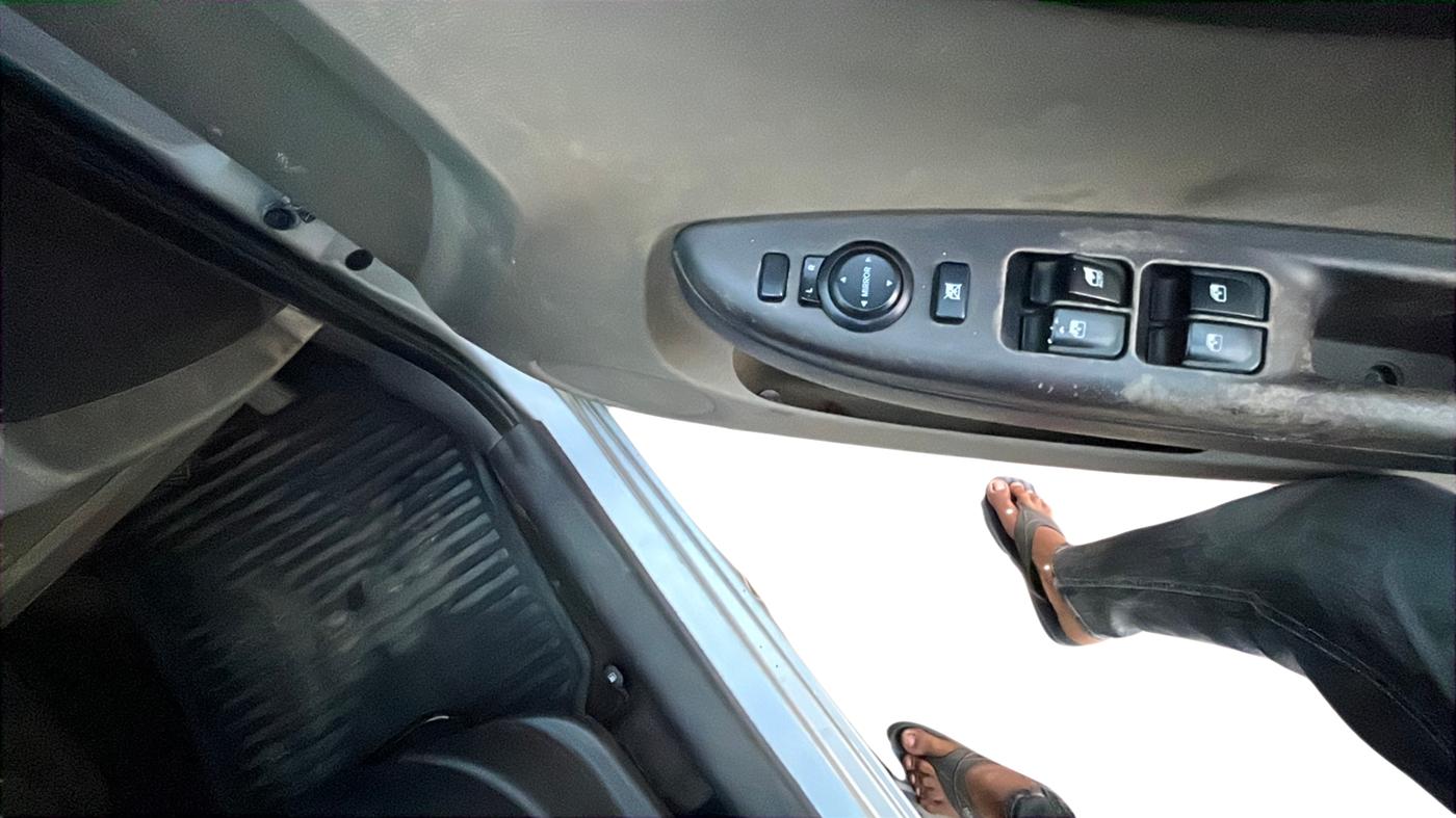 2010 Hyundai i20 SPORTZ (O) 1.2, Petrol, Manual, 78,842 km, Driver Side Door Panel Controls
