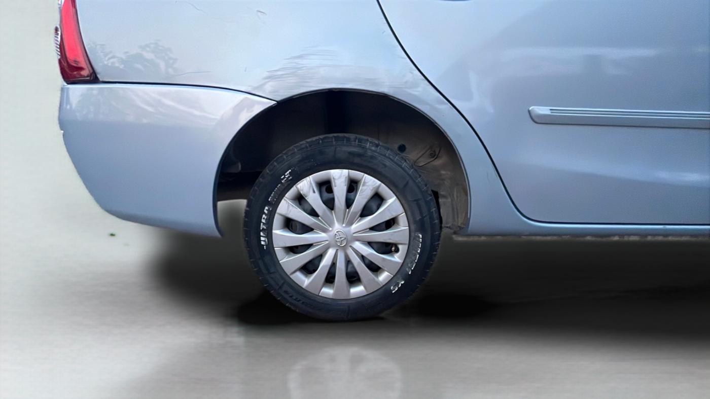 2011 Toyota Etios G, Petrol, Manual, 78,000 km, Right Rear Wheel