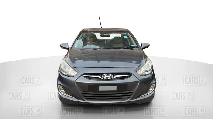 2011 Hyundai Verna FLUIDIC 1.6 CRDI EX, Diesel, Manual, 92,639 km, Front