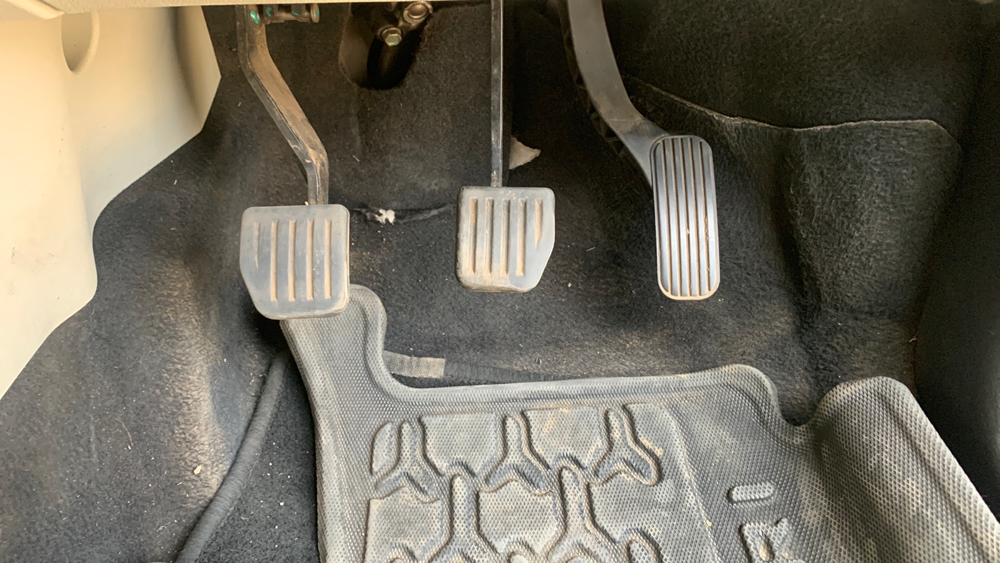 2021 Tata Safari XZ PLUS, Diesel, Manual, 91,076 km, Pedals