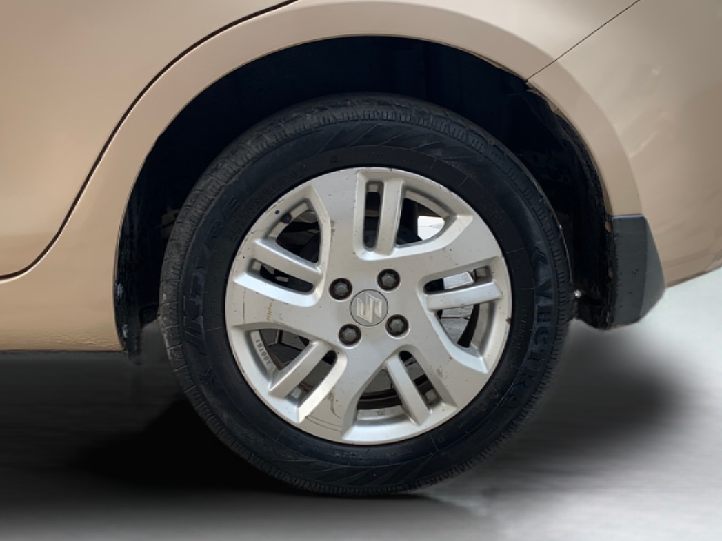 2013 Maruti Swift Dzire ZDI, Diesel, Manual, 1,22,102 km, Left Rear Wheel